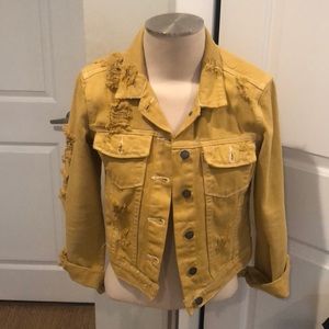 Cropped denim jacket